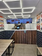 well fitted fast food - 1