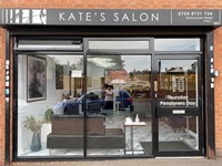 a popular unisex salon - 1