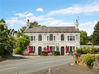 impressive destination inn pub - 1
