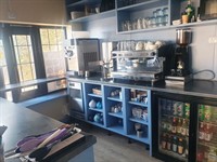 freehold licensed café restaurant - 3