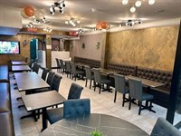 licenced restaurant cocktail bar - 1