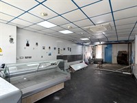 retail unit newbottle street - 2