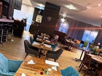 most attactive licenced restaurant - 3