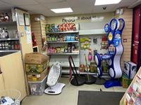 fully licensed convenience store - 3