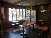 well known subway franchise - 2