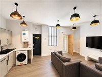 commercial property on heaton - 3