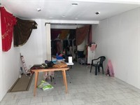retail shop to let - 3