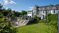 exclusive use 14-bedroom guest - 1