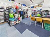 retail store elgin - 3