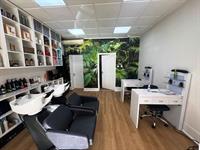 hair dresser beauticians - 1
