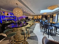 restaurant bar - 2