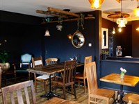 cafe outside catering hog - 3