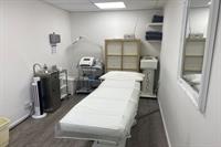 laser clinic beauty salon - 3