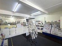 commercial property langley park - 3