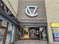 vacant retail unit - 2