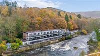 freehold hotels llangollen 33 - 1