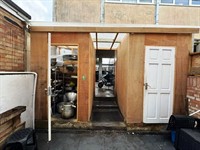 weel fitted indian takeaway - 3