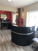 well established hair salon - 1