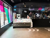 popular exciting dessert shop - 2