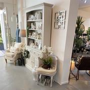 home furnishing accessory retailer - 3