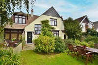 character b& b with - 1