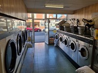 freehold launderette with accommodation - 2