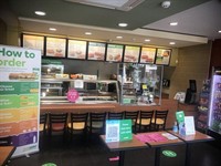 well known subway franchise - 3