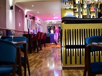 restaurant bar - 1