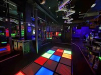 to let late night - 3