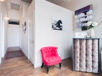 high-street beauty salon for - 2