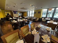 spacious 90+ cover restaurant - 2
