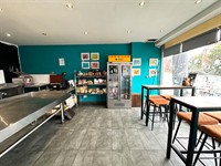 fishmonger seafood bar timperley - 3