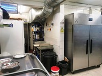 fast food specialising gourmet - 3