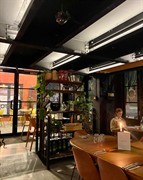 ideally located italian restaurant - 2