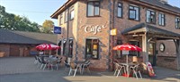 fabulous cafe restaurant for - 1