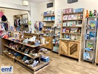 versatile empty retail premises - 3