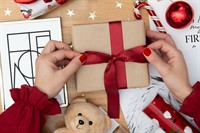 greeting card gift distribution - 2
