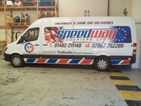 well established haulage courier - 3