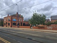 freehold pubs salford - 1