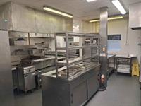 altrincham cheshire 43 bed - 3