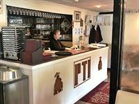 busy restaurant takeaway stroud - 2
