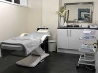 thriving hair beauty salon - 1