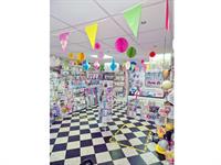 thriving popular party supplies - 3