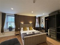 commercial property laburnum house - 3