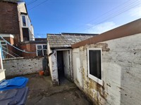 freehold launderette with accommodation - 3