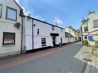 attractive town centre premises - 1