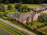award winning norfolk retreat - 1
