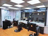 unisex hairdressers - 2