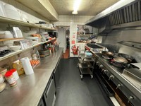 spacious town centre restaurant - 3
