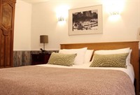 well-established 10-bedroom guest house - 1